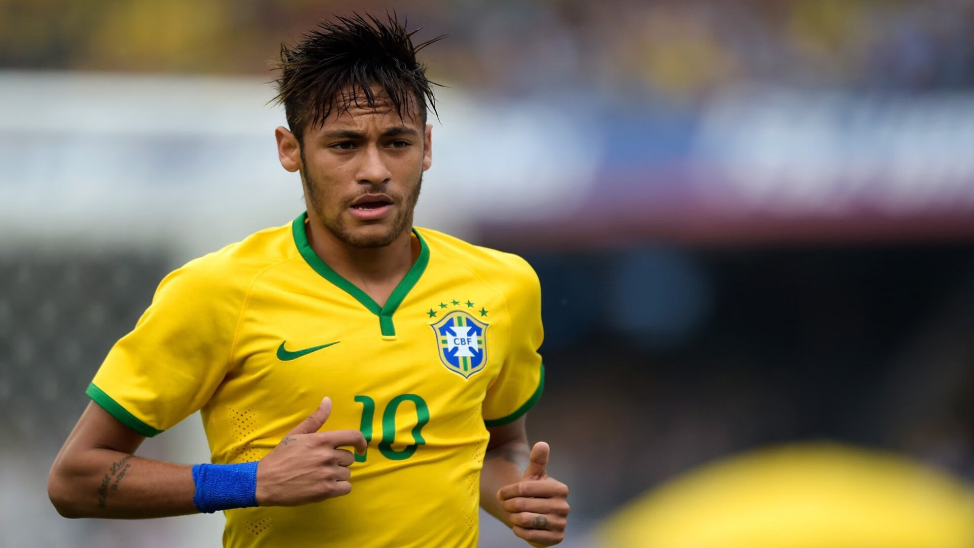 萨拉赫统治全场，拜仁末节带走墨西哥，一场跨越时空的足球启示录